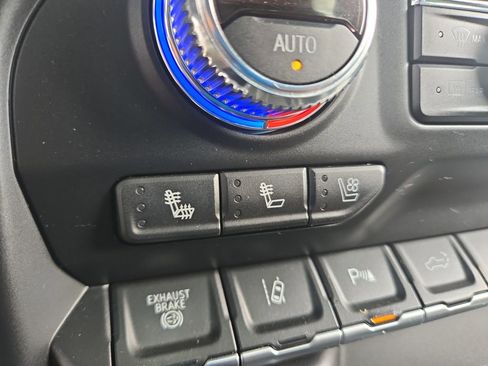 Used 2021 GMC Sierra 2500 Denali w/ Denali Ultimate Package image 24