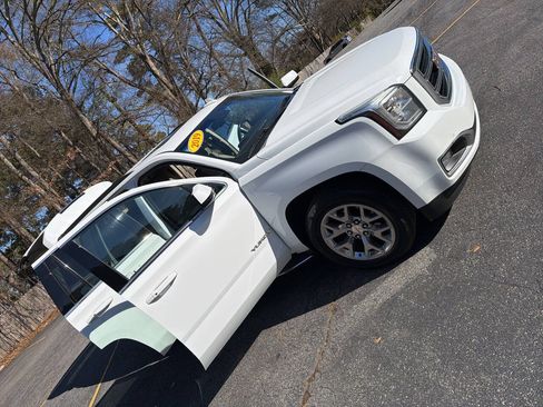 Used 2019 GMC Yukon SLT w/ Open Road Package RWD image 35