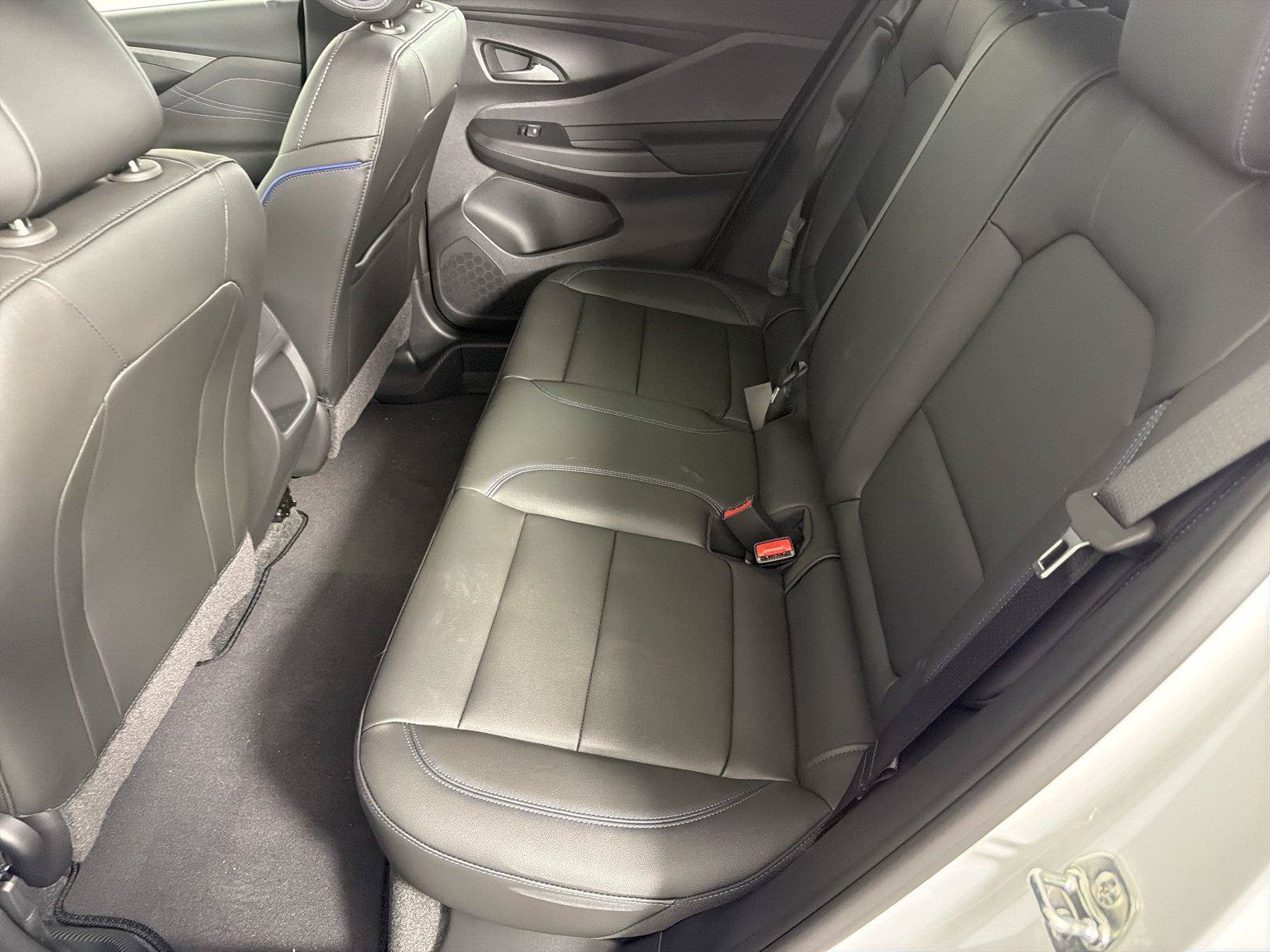 New 2026 Buick Envista Sport Touring w/ Convenience II Package FWD image 19