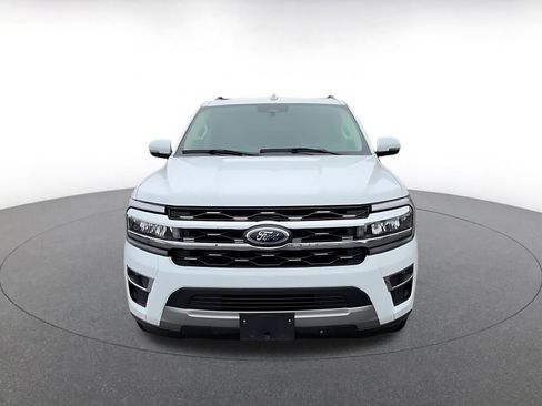 Used 2024 Ford Expedition Limited image 5