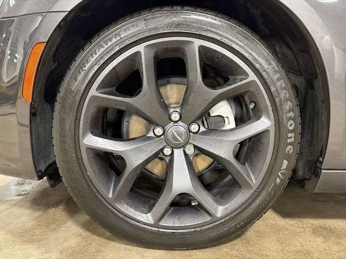 Used 2021 Chrysler 300 Touring L image 19