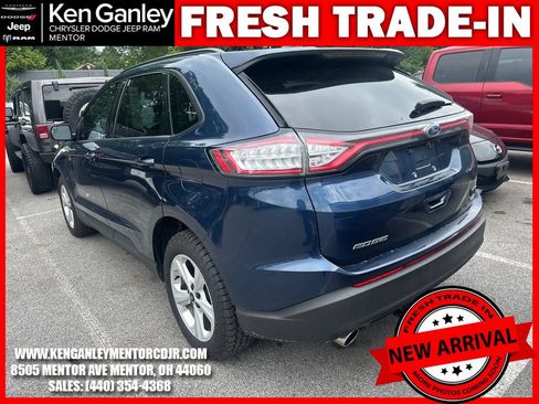 Used 2017 Ford Edge SE AWD/4WD image 8