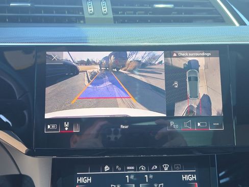 Used 2024 Audi Q8 e-tron Prestige w/ Prestige Package image 17