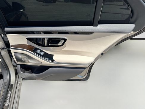 Used 2022 Mercedes-Benz S 500 4MATIC image 31