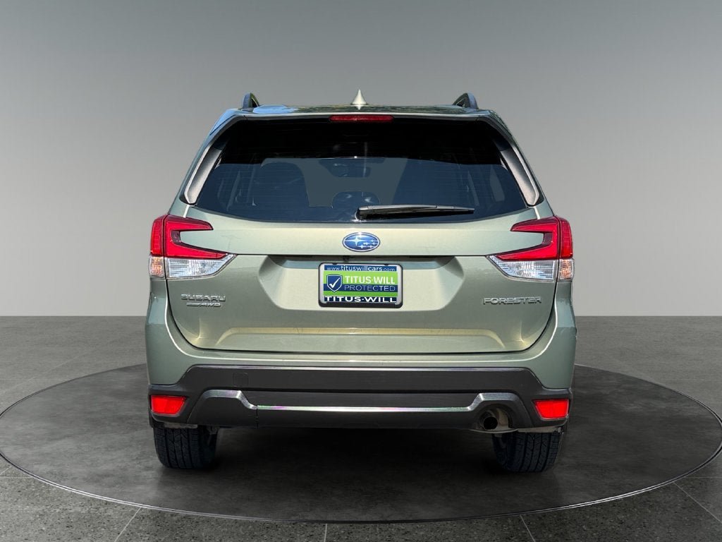 Used 2020 Subaru Forester Premium AWD/4WD image 9