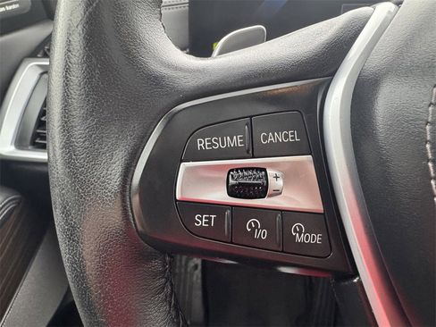 Used 2024 BMW X5 xDrive50e image 13