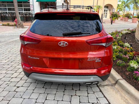 Used 2017 Hyundai Tucson Sport w/ Cargo Package AWD/4WD image 5
