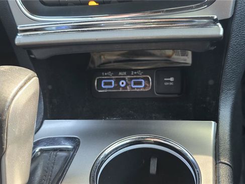 Used 2018 Jeep Grand Cherokee Altitude AWD/4WD image 22
