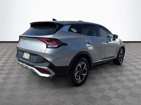 Used 2023 Kia Sportage LX AWD/4WD image 7