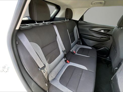 Certified 2023 Chevrolet TrailBlazer LT w/ Convenience Package FWD image 23