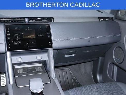 Used 2025 Land Rover Discovery Sport Dynamic SE AWD/4WD image 24