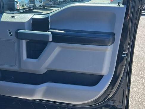 Certified 2018 Ford F150 XLT RWD image 10