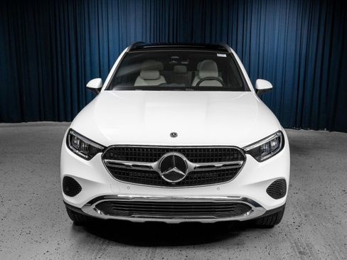 Certified 2026 Mercedes-Benz GLC 300 4MATIC image 2