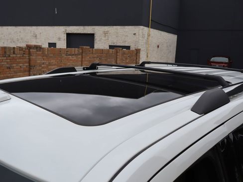 Used 2021 Ford Expedition Max Limited RWD image 4