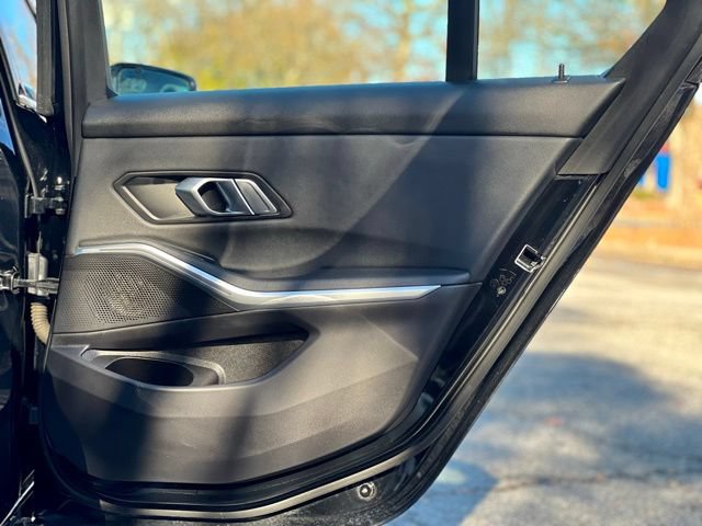 Used 2021 BMW 330i Sedan w/ Convenience Package RWD image 20