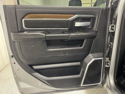 Used 2024 RAM 2500 Laramie image 12