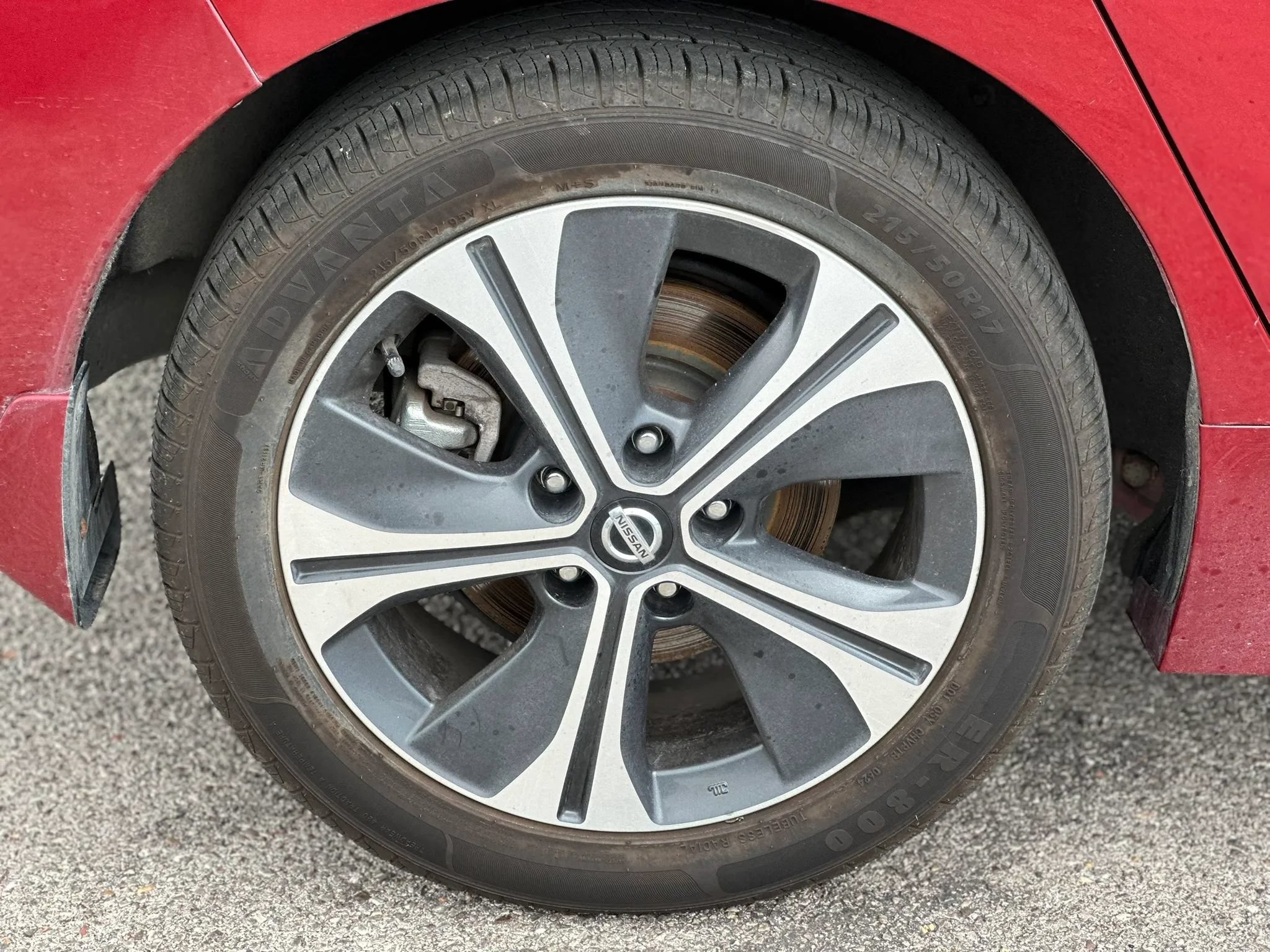 Used 2018 Nissan Leaf SV w/ SV Technology Package FWD image 26