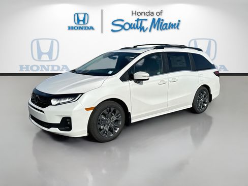 New 2026 Honda Odyssey Touring image 3