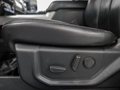 Used 2020 Ford F250 Lariat w/ Lariat Ultimate Package AWD/4WD image 32