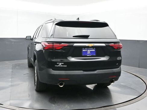 Used 2023 Chevrolet Traverse LT image 4