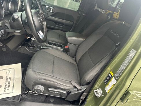 Used 2021 Jeep Wrangler Unlimited Sahara w/ Safety Group image 13