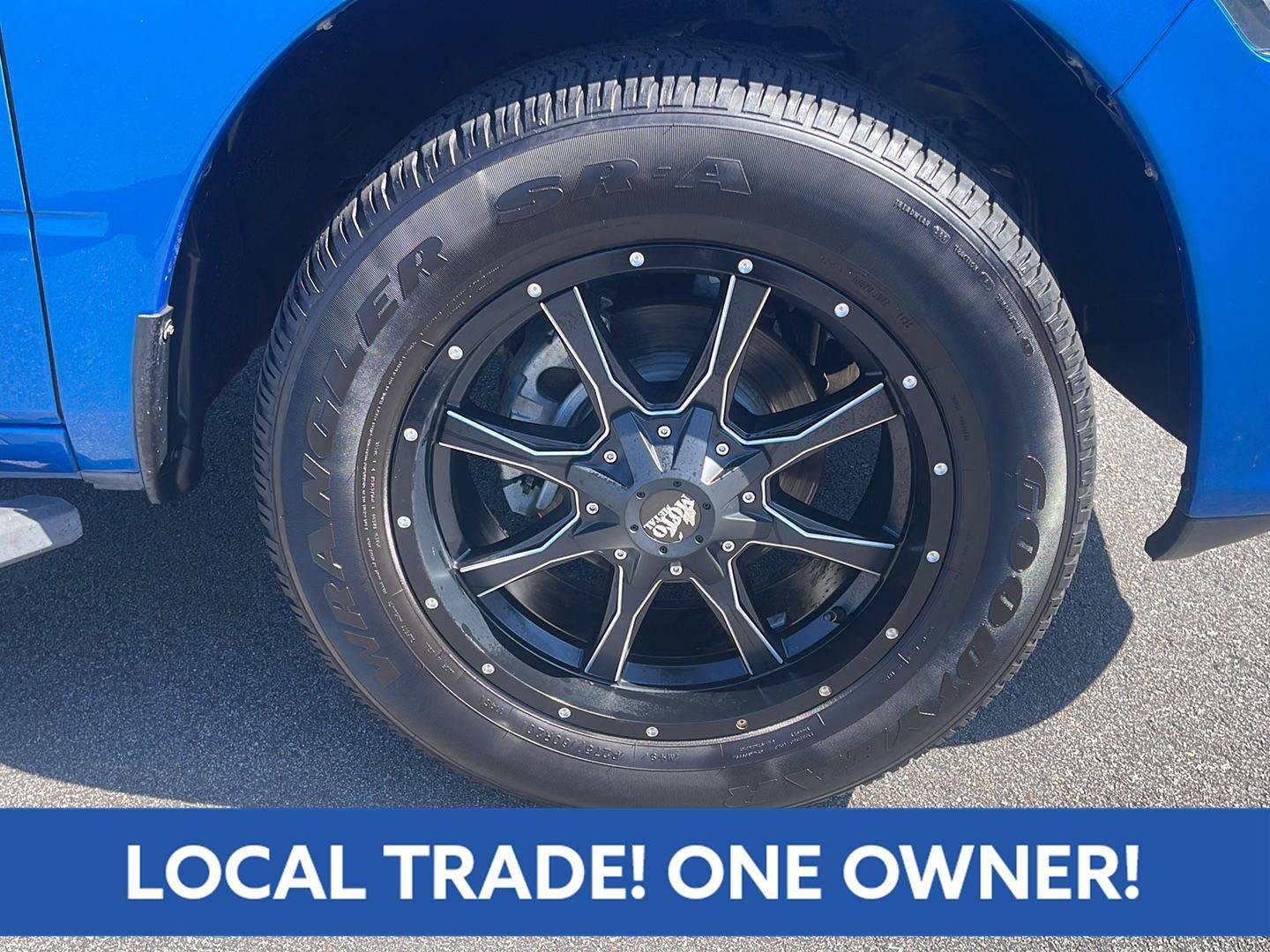 Used 2018 RAM 1500 Sport w/ Hydro Blue Sport Package AWD/4WD image 9