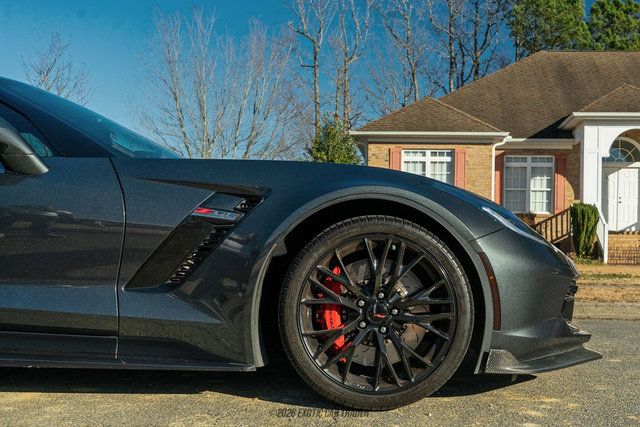 Used 2019 Chevrolet Corvette Z06 RWD image 11