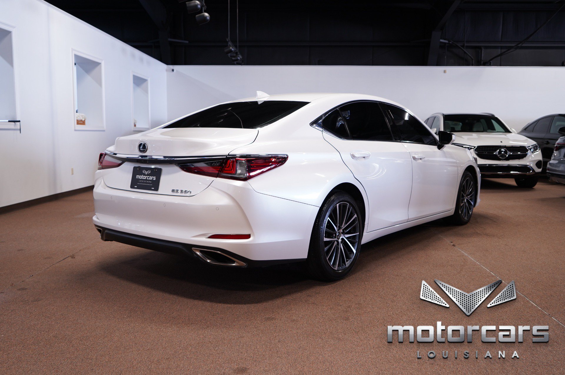 Used 2024 Lexus ES 350 w/ Premium Package FWD image 7