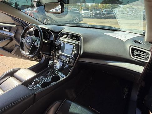 Used 2018 Nissan Maxima 3.5 SV image 13