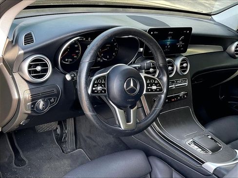 Used 2021 Mercedes-Benz GLC 300 4MATIC image 8