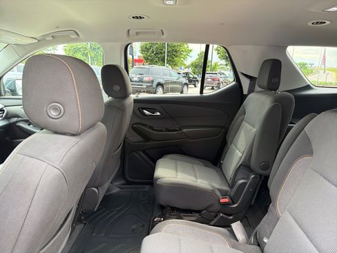 Used 2018 Chevrolet Traverse LT AWD/4WD image 25