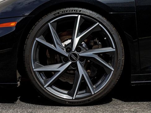 Used 2022 Audi R8 V10 performance image 13