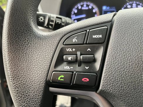 Used 2017 Hyundai Tucson SE w/ SE Popular Package 02 AWD/4WD image 15