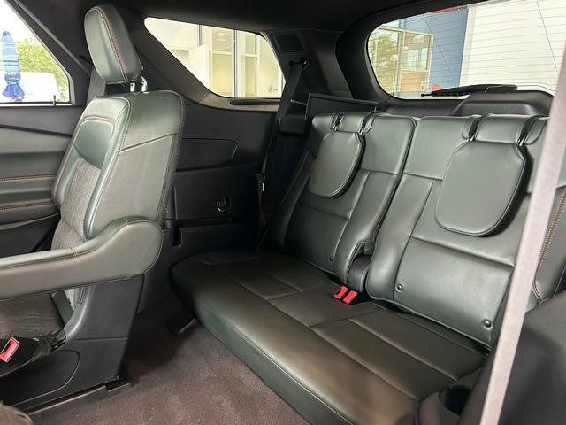 Used 2022 Ford Explorer Timberline w/ Timberline Technology Package AWD/4WD image 25
