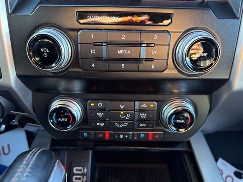 Used 2020 Ford F150 Platinum w/ Equipment Group 701A Luxury image 31