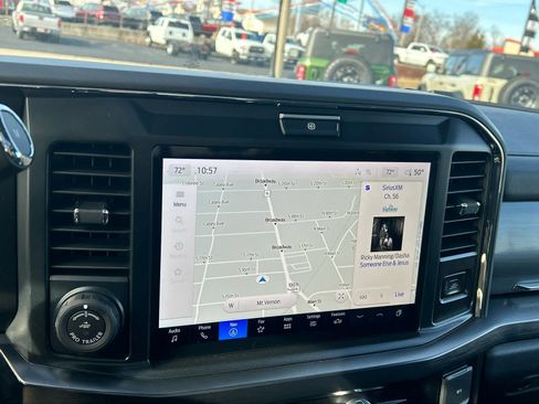 New 2026 Ford F250 Lariat w/ Black Appearance Package image 44