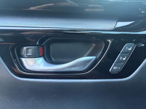 Used 2024 Honda CR-V EX-L image 23