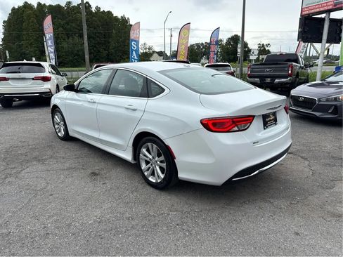 Used 2015 Chrysler 200 Limited w/ Convenience Group FWD image 7