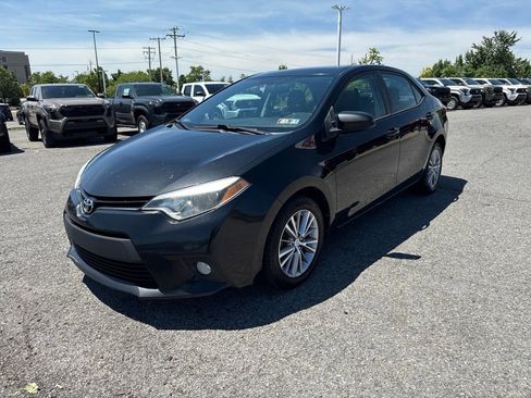 Used 2014 Toyota Corolla LE Premium w/ Driver Convenience Package FWD image 2