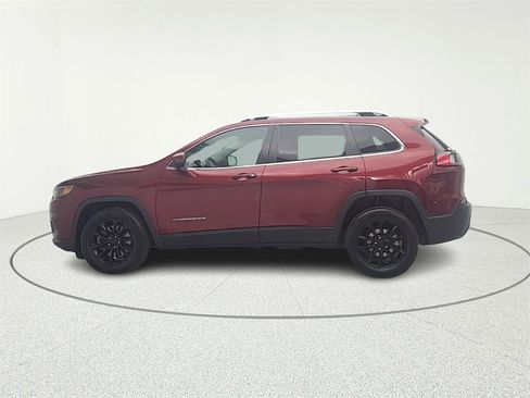 Used 2019 Jeep Cherokee Latitude Plus image 4