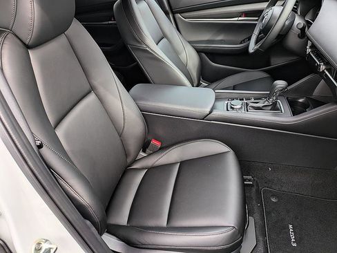 New 2026 MAZDA MAZDA3 2.5 S Hatchback w/ Premium Pkg image 30