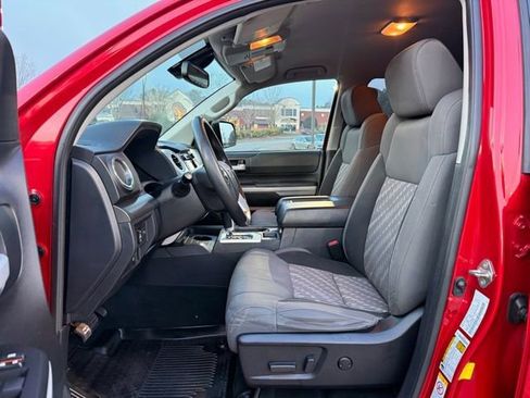 Used 2019 Toyota Tundra SR5 w/ SR5 Upgrade Package image 13