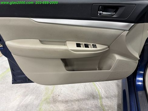 Used 2011 Subaru Legacy 2.5i image 25