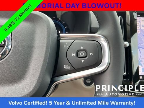 Certified 2024 Volvo XC40 B5 Ultimate w/ Protection Package Premier AWD/4WD image 25