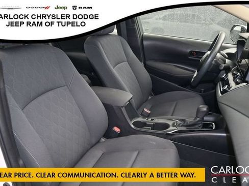 Used 2024 Toyota Corolla LE FWD image 34