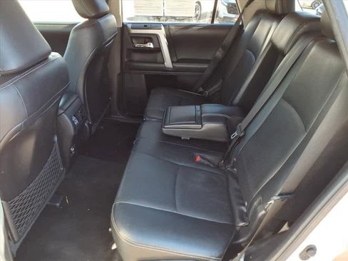 Used 2014 Toyota 4Runner Limited image 9