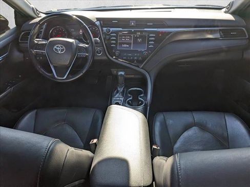 Used 2019 Toyota Camry XSE FWD image 15