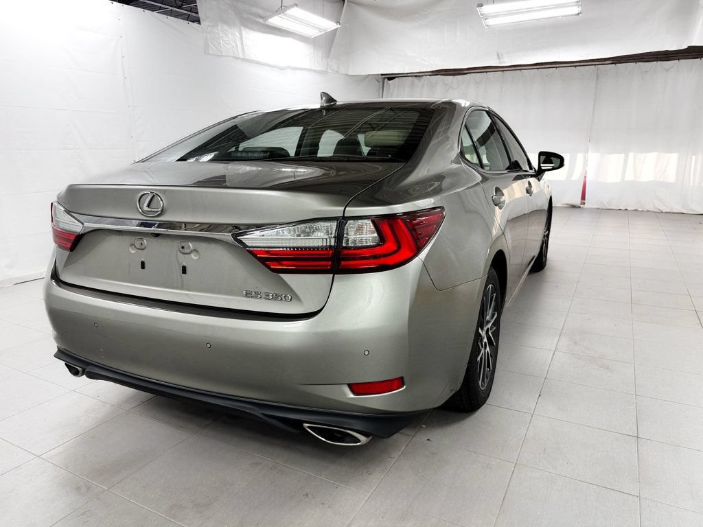 Used 2017 Lexus ES 350 w/ Luxury Pkg & Navigation w/ Luxury Package FWD image 6