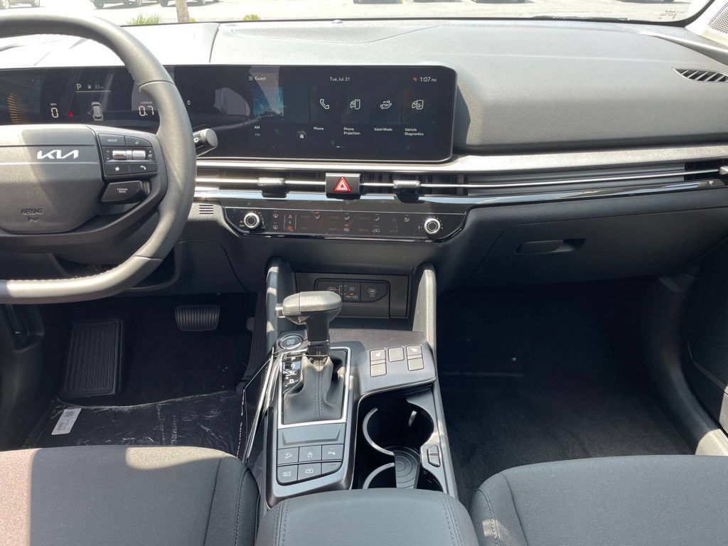 New 2026 Kia Sportage LX w/ LX Convenience Package AWD/4WD image 11