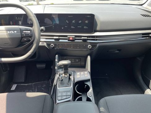 New 2026 Kia Sportage LX AWD/4WD image 11